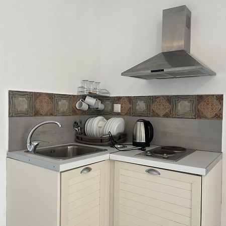 Amelia Apartments Kallithea  客房 照片