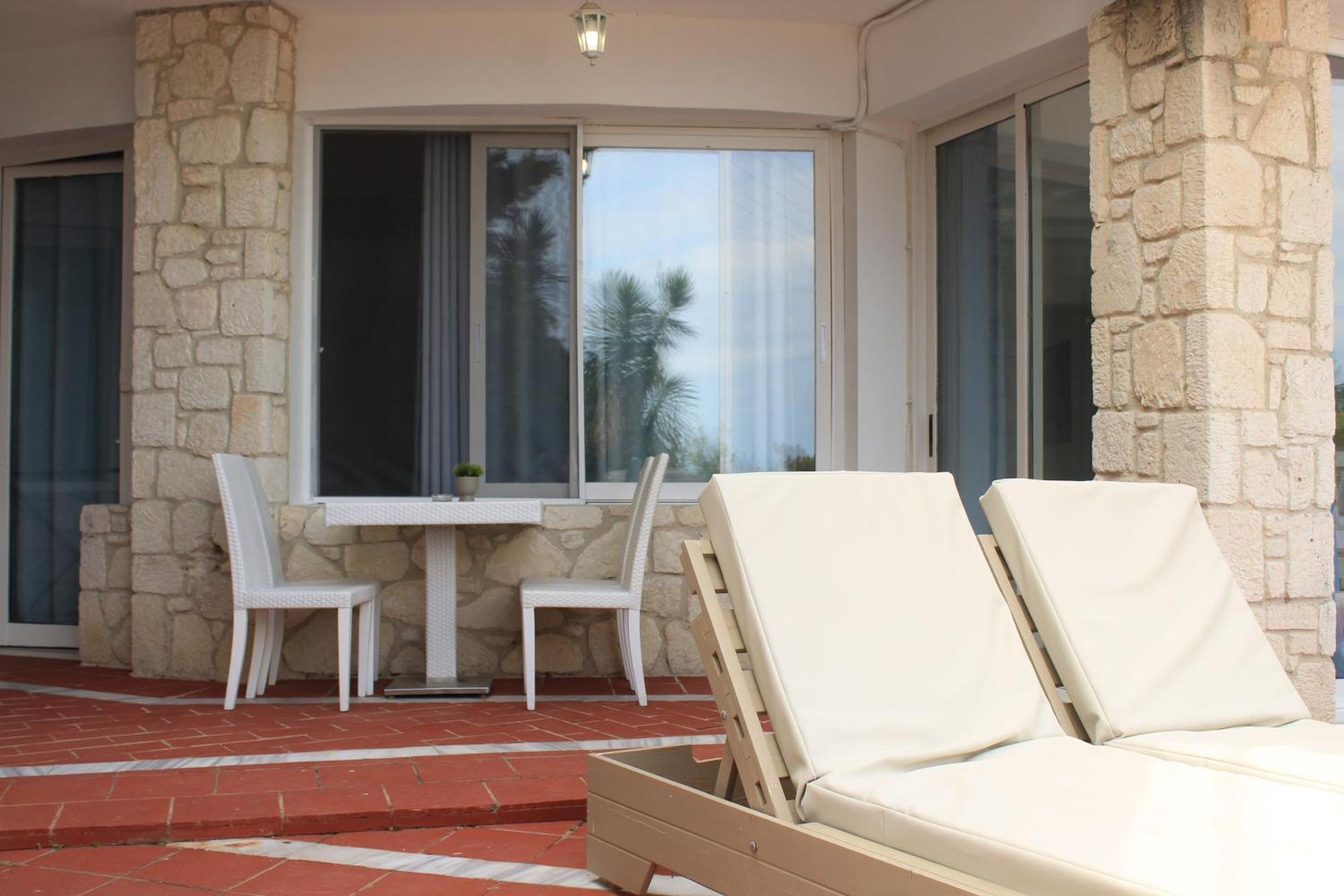 Amelia Apartments Kallithea  客房 照片